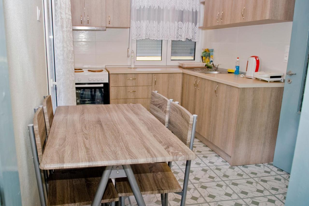 Makri Square Apartment Kültér fotó