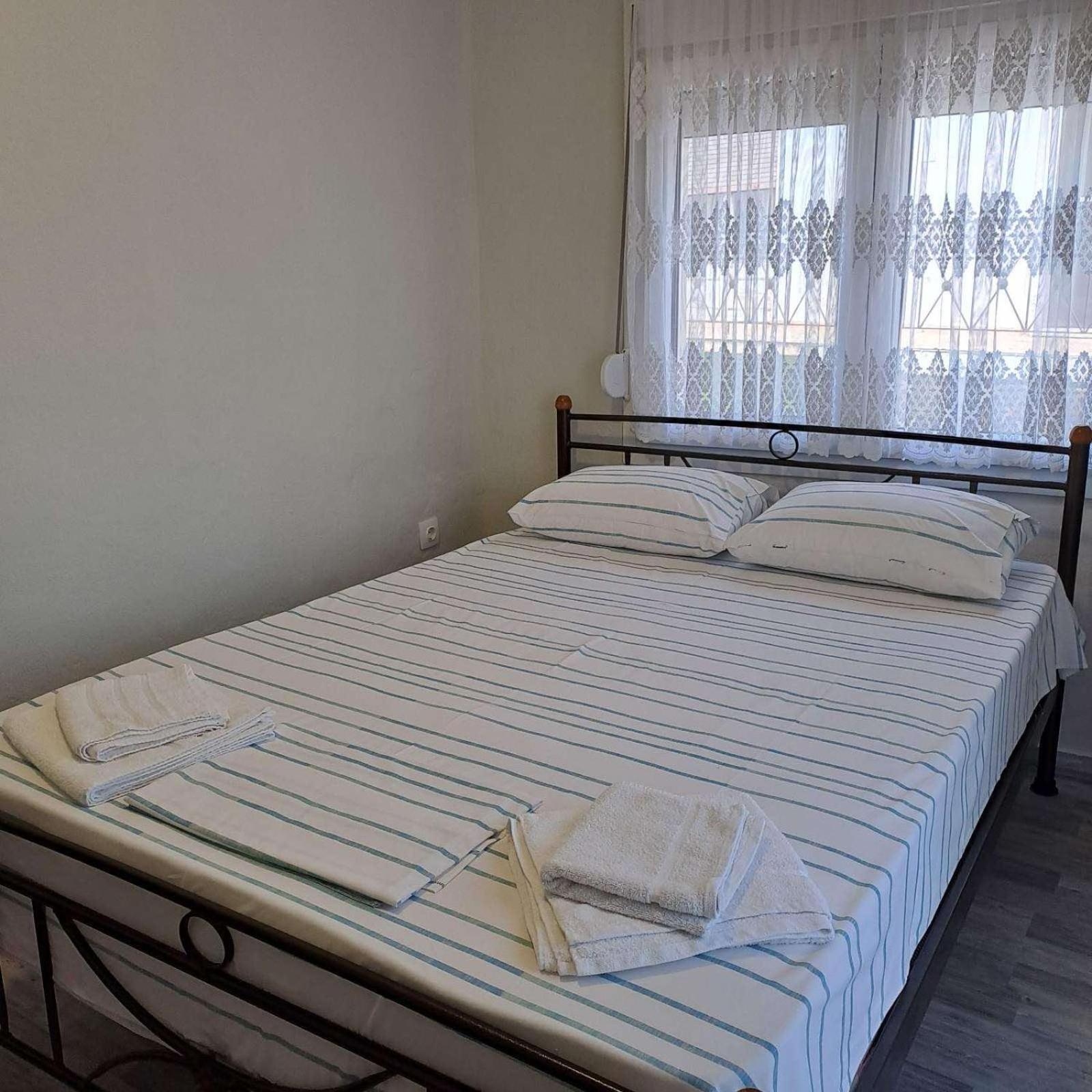 Makri Square Apartment Kültér fotó
